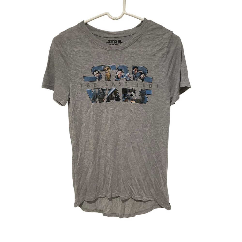 Star Wars women’s the last Jedi tshirt size medium nwt